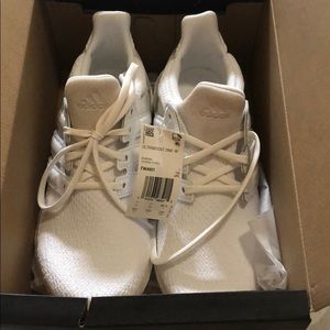 Adidas Ultraboost DNA W